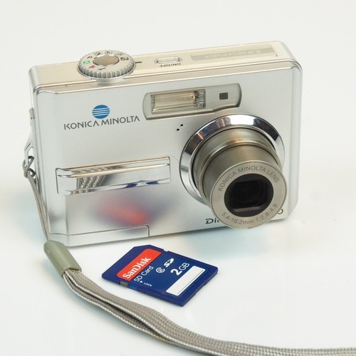 Konica minolta dimage e500 - minolta,