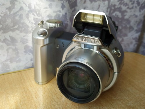 Konika minolta dimage 2mp - minolta, z1